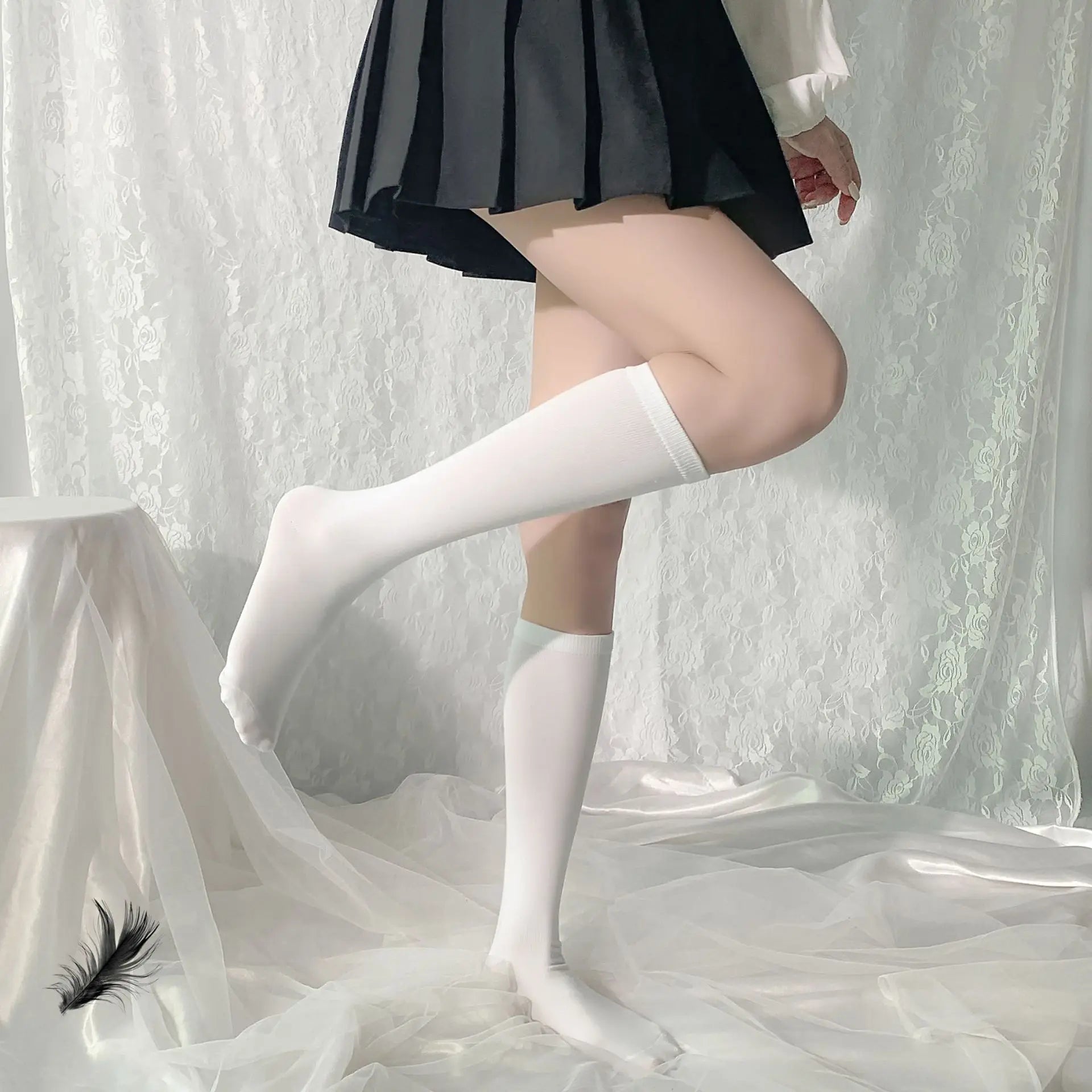 Japanese School Style White Cotton Calf Socks – Mid-Tube for Students & Cheerleading